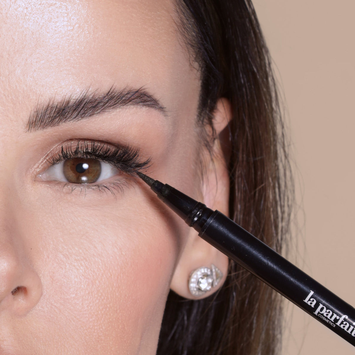 B-Wonderful Waterproof Eyeliner